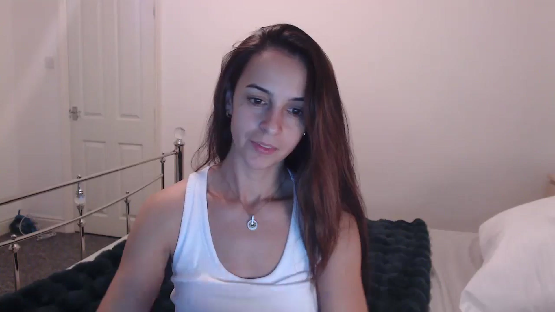 Gallery image thumbnail from KarlaOlivia's myfreecams stream on, 11/21/2024, 22:19 image 4 of 20