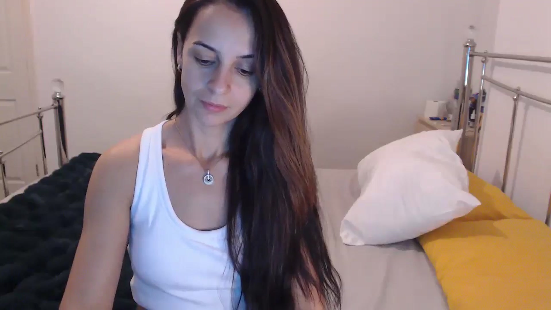 Gallery image thumbnail from KarlaOlivia's myfreecams stream on, 11/21/2024, 22:19 image 13 of 20