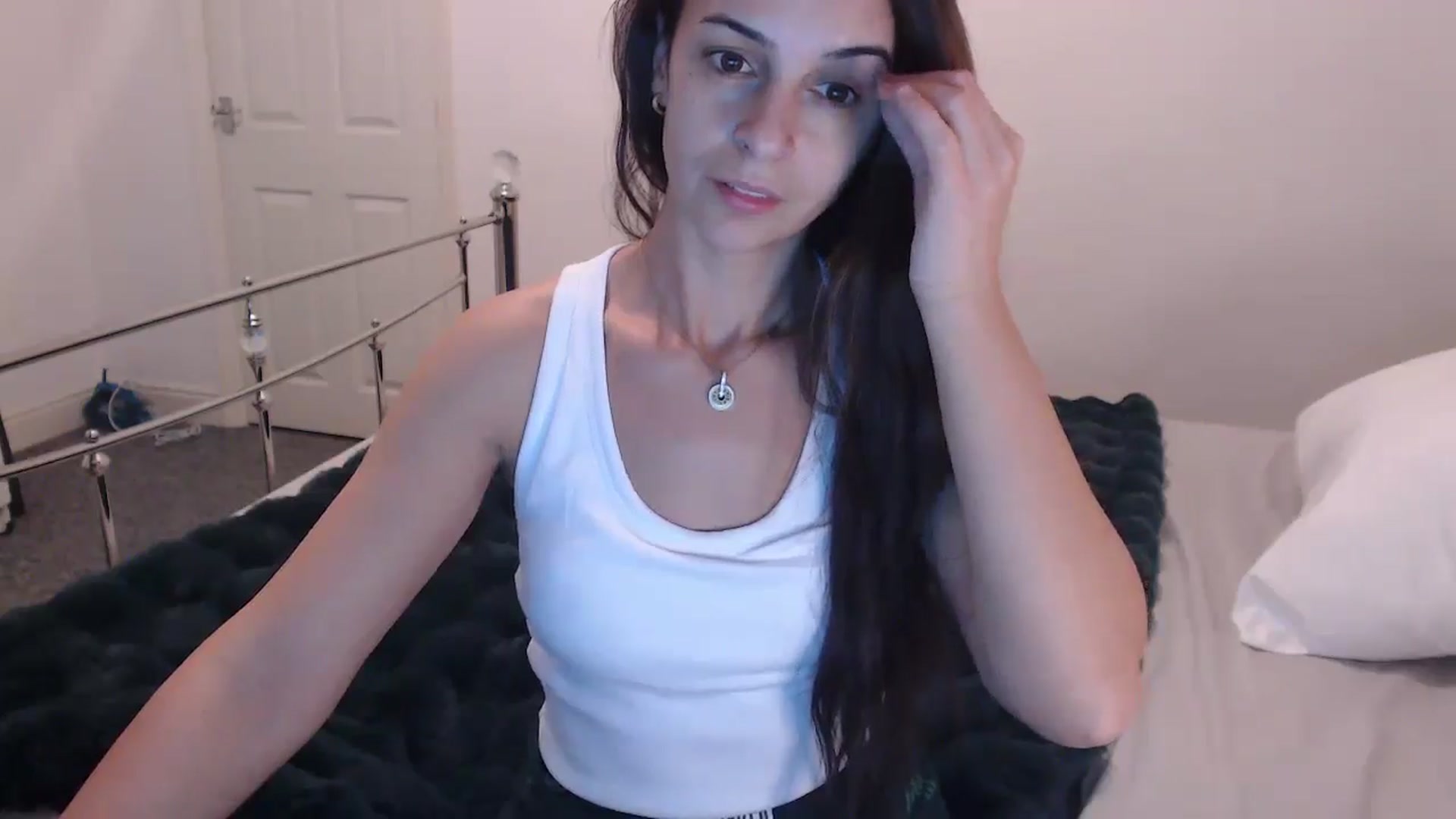 Gallery image thumbnail from KarlaOlivia's myfreecams stream on, 11/21/2024, 22:19 image 5 of 20
