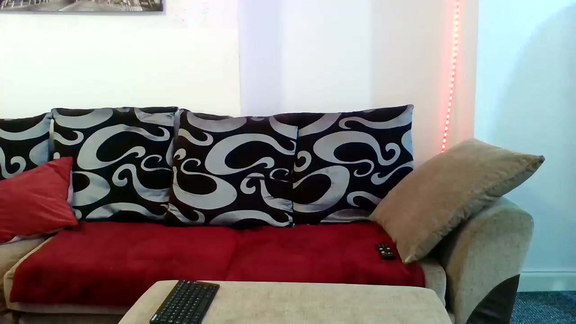 Gallery image thumbnail from KarlaOlivia's myfreecams stream on, 11/22/2024, 11:20 image 15 of 20