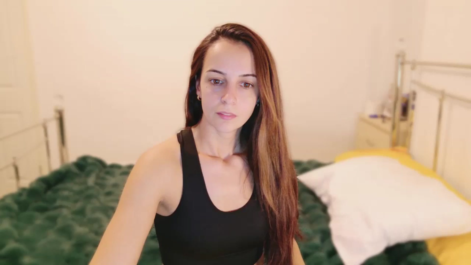 Gallery image thumbnail from KarlaOlivia's myfreecams stream on, 11/24/2024, 20:05 image 3 of 20