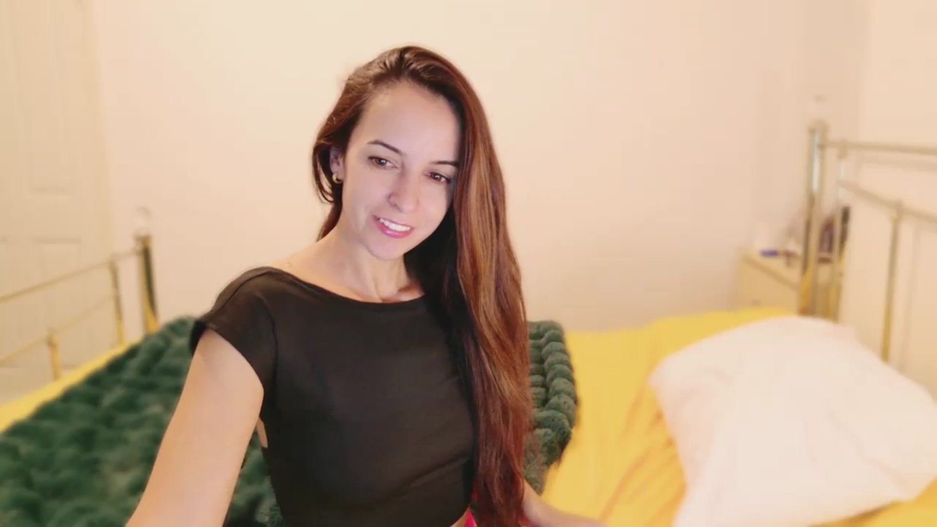 Gallery image thumbnail from KarlaOlivia's myfreecams stream on, 11/26/2024, 19:51 image 8 of 20