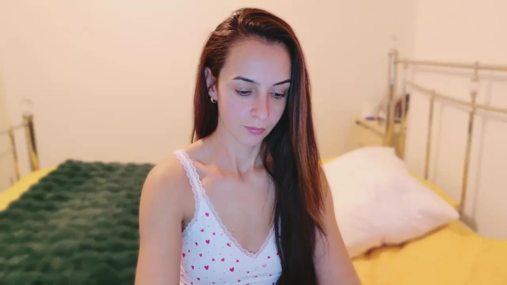 Gallery image thumbnail from KarlaOlivia's myfreecams stream on, 11/27/2024, 20:41 image 4 of 20