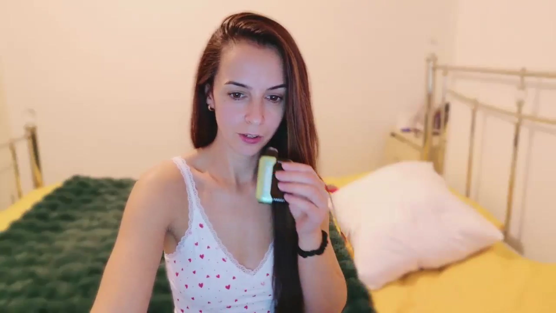 Gallery image thumbnail from KarlaOlivia's myfreecams stream on, 11/27/2024, 20:41 image 10 of 20