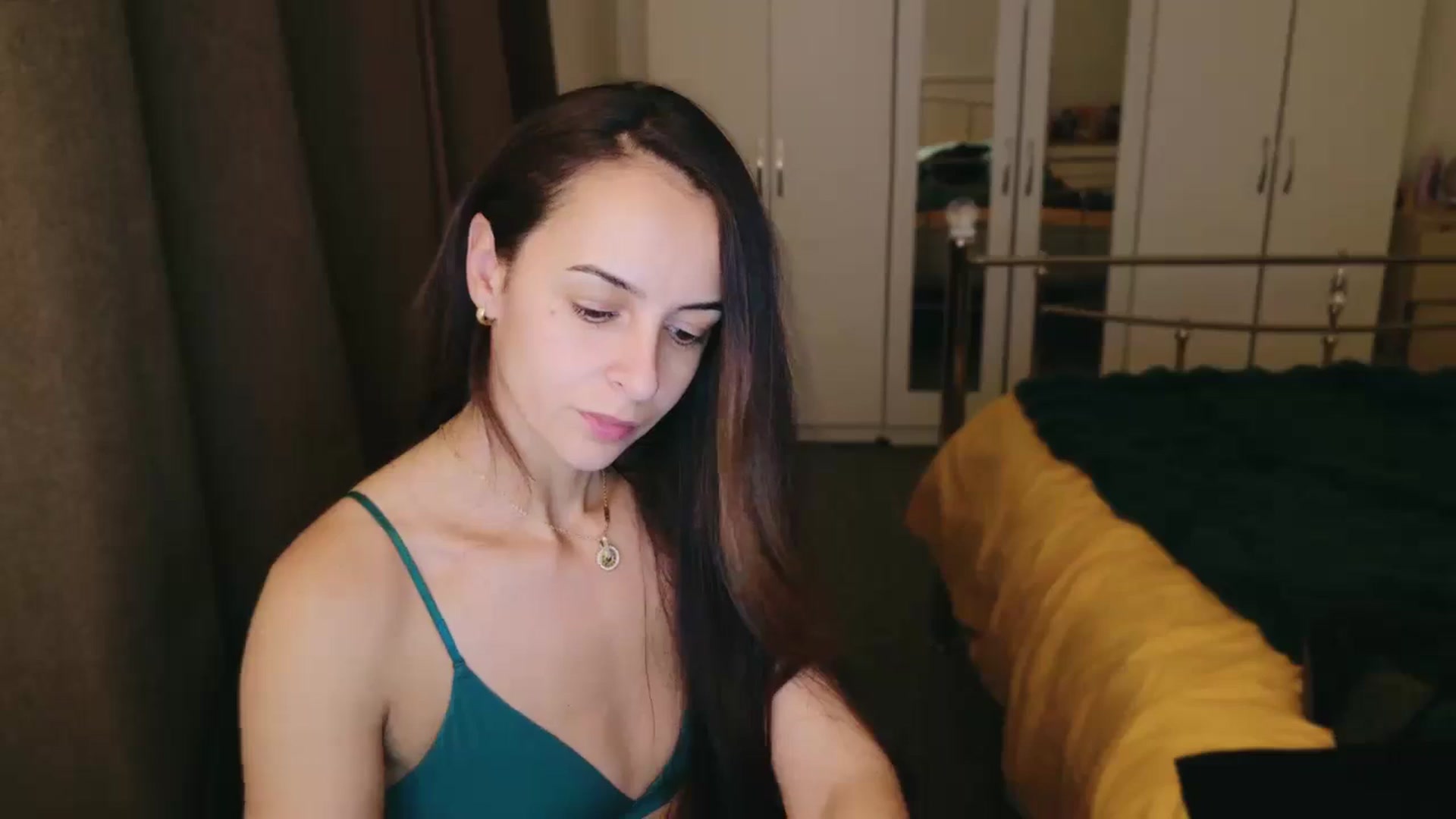 Gallery image thumbnail from KarlaOlivia's myfreecams stream on, 12/01/2024, 20:47 image 11 of 20