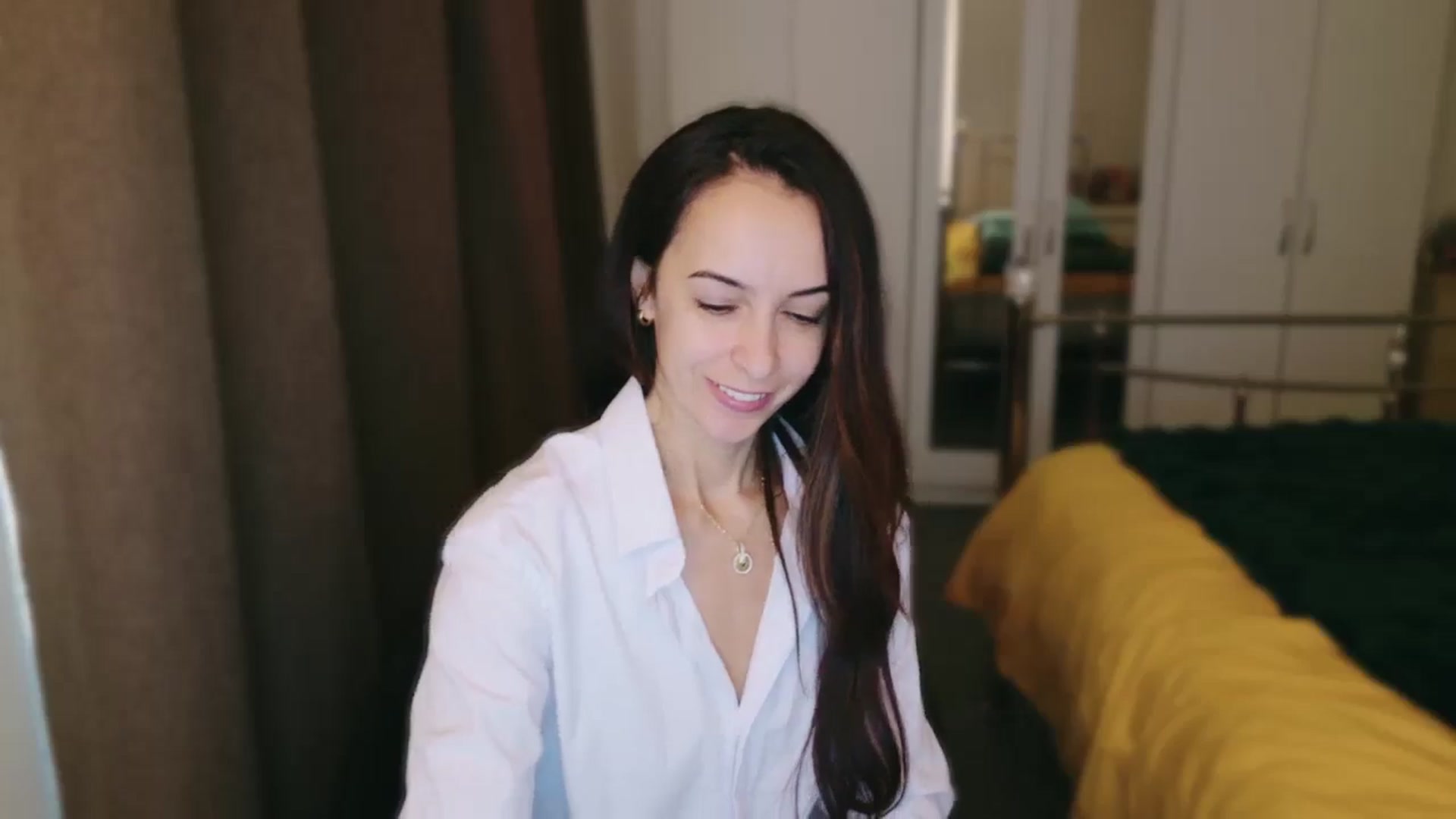 Gallery image thumbnail from KarlaOlivia's myfreecams stream on, 12/03/2024, 11:57 image 10 of 20