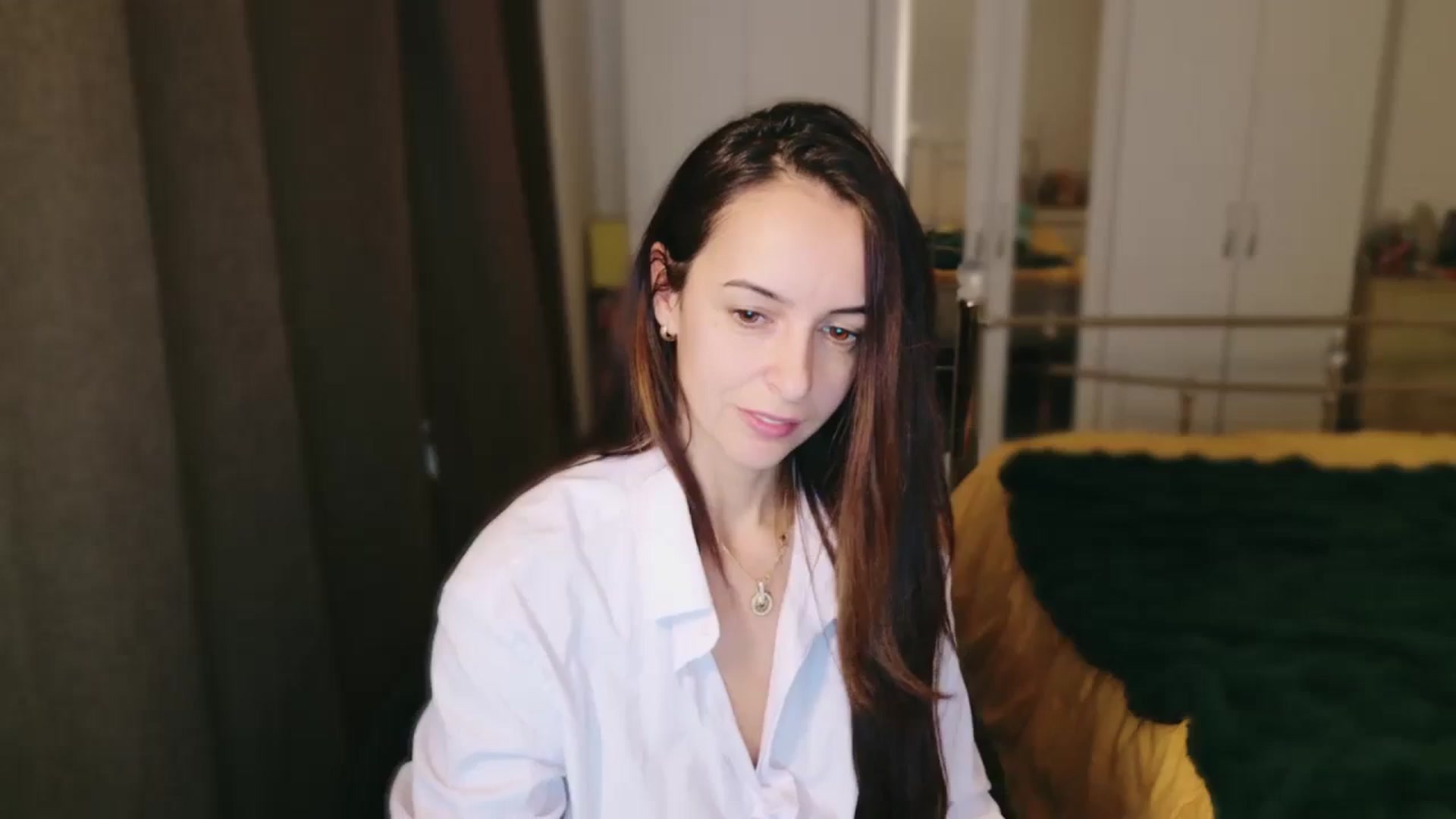 Gallery image thumbnail from KarlaOlivia's myfreecams stream on, 12/03/2024, 13:08 image 12 of 20