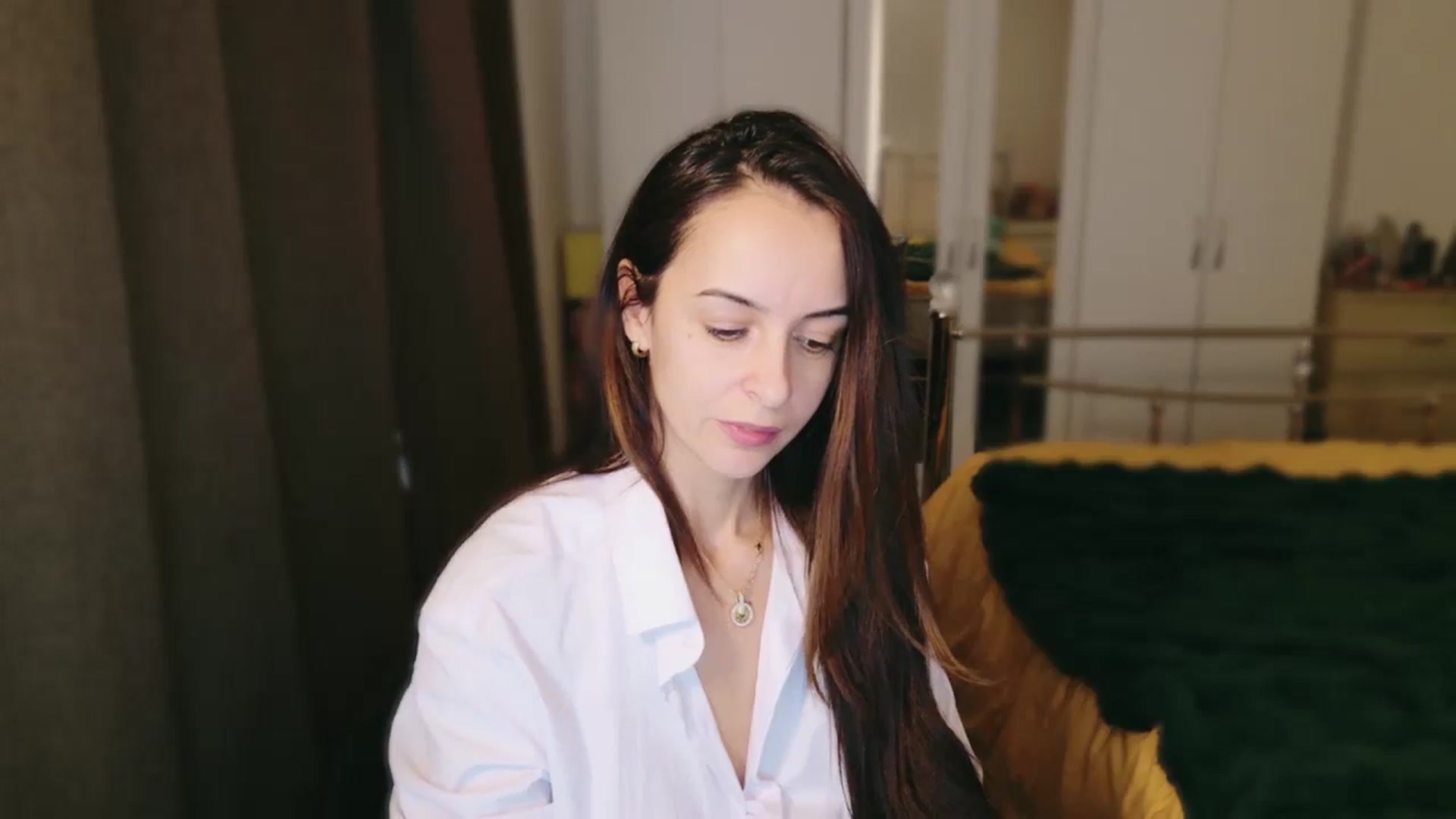 Gallery image thumbnail from KarlaOlivia's myfreecams stream on, 12/03/2024, 13:08 image 10 of 20