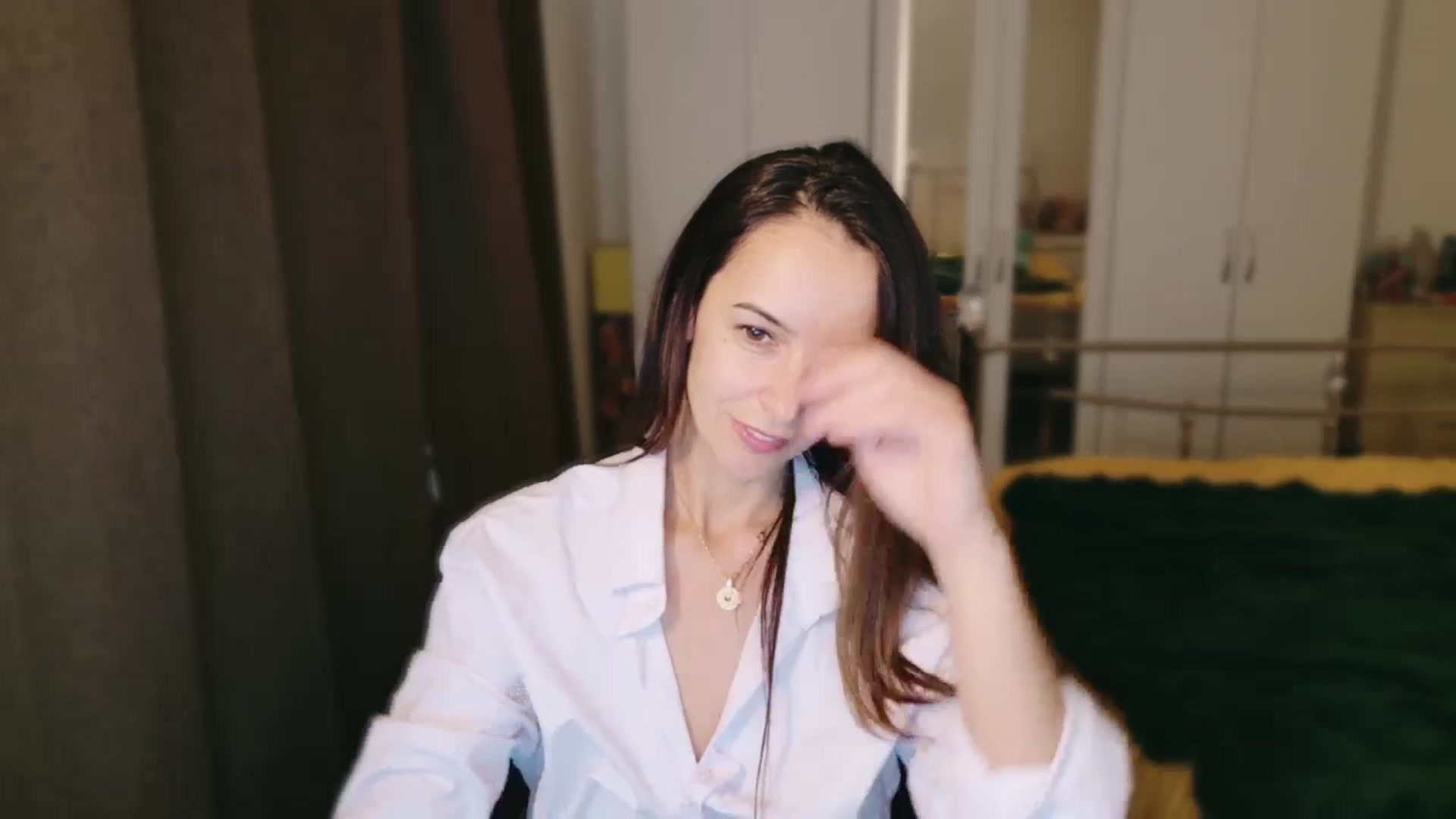 Gallery image thumbnail from KarlaOlivia's myfreecams stream on, 12/03/2024, 13:08 image 5 of 20