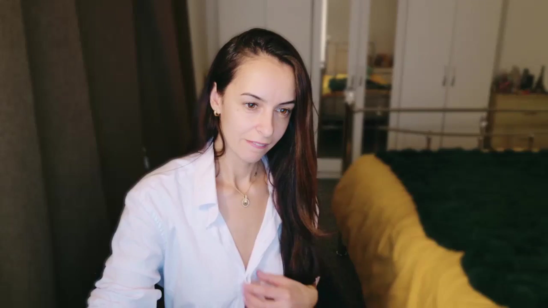 Gallery image thumbnail from KarlaOlivia's myfreecams stream on, 12/03/2024, 13:57 image 10 of 20