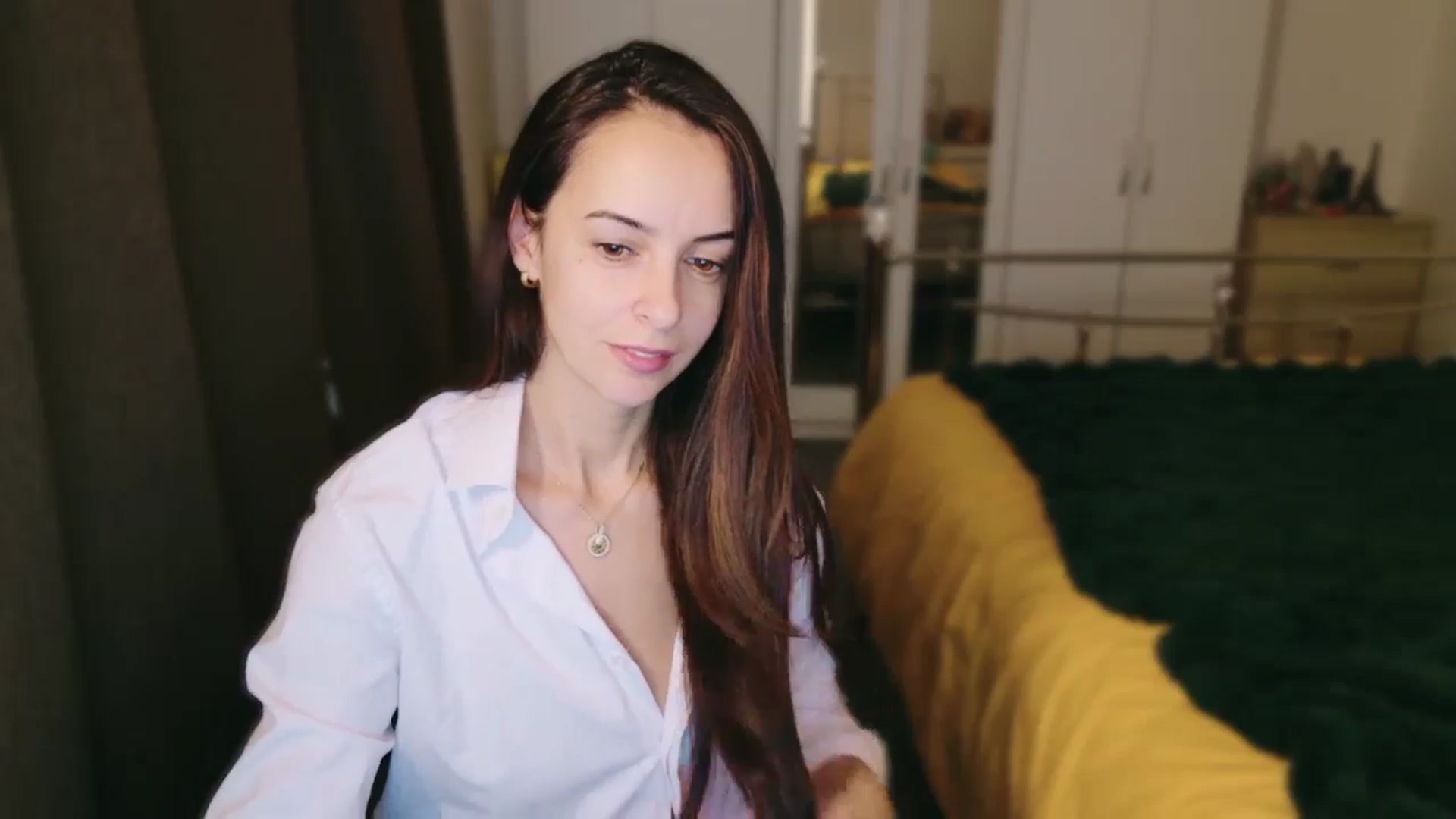 Gallery image thumbnail from KarlaOlivia's myfreecams stream on, 12/03/2024, 13:57 image 3 of 20