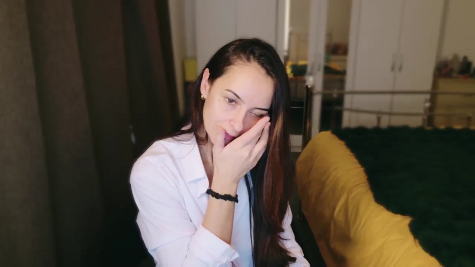 Gallery image thumbnail from KarlaOlivia's myfreecams stream on, 12/03/2024, 13:57 image 17 of 20