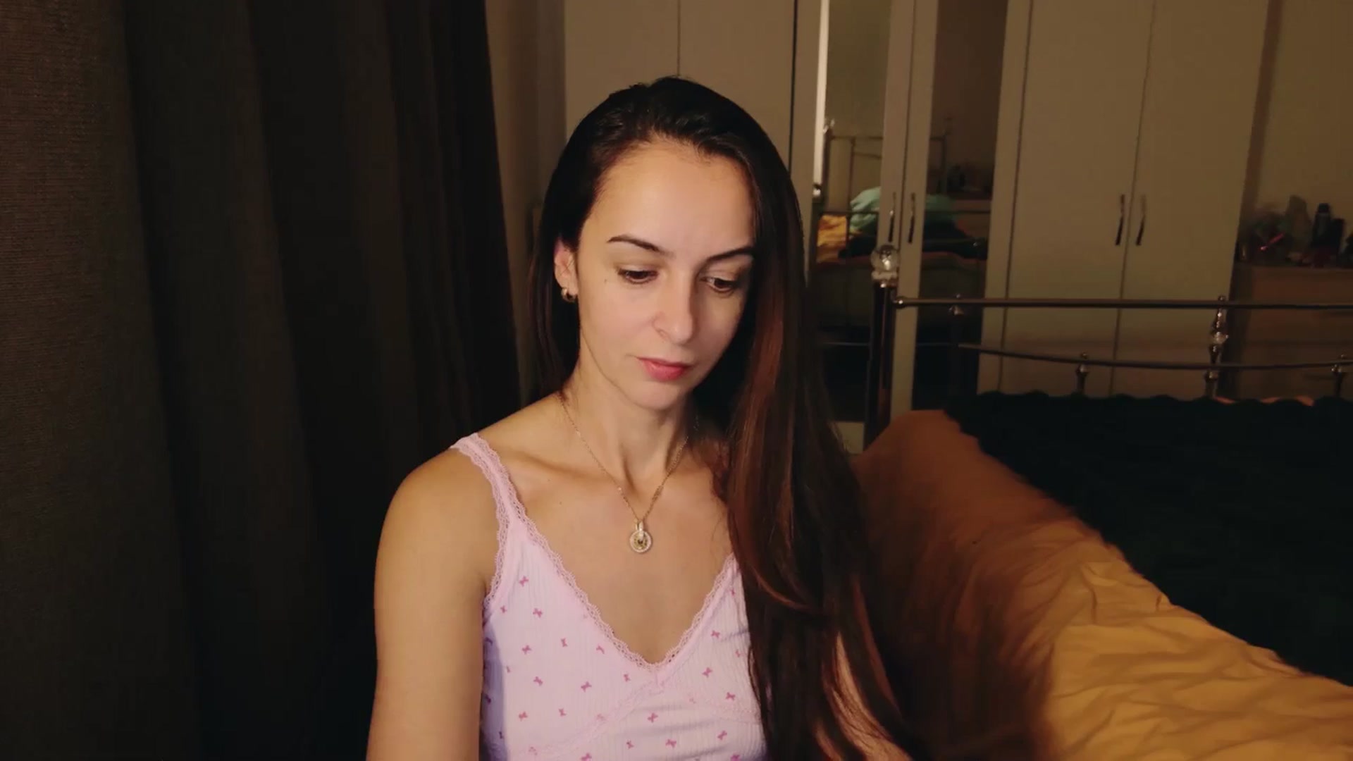 Gallery image thumbnail from KarlaOlivia's myfreecams stream on, 12/03/2024, 21:18 image 16 of 20