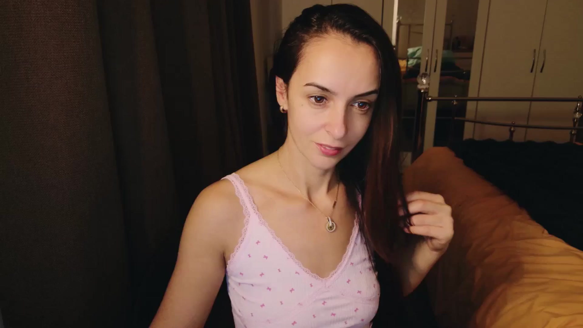 Gallery image thumbnail from KarlaOlivia's myfreecams stream on, 12/03/2024, 21:18 image 3 of 20