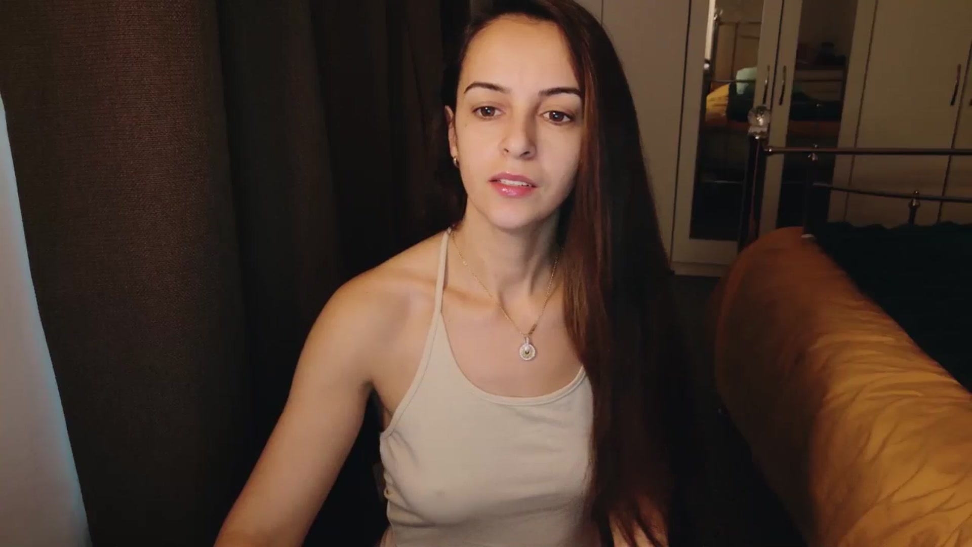Gallery image thumbnail from KarlaOlivia's myfreecams stream on, 12/04/2024, 10:50 image 6 of 20