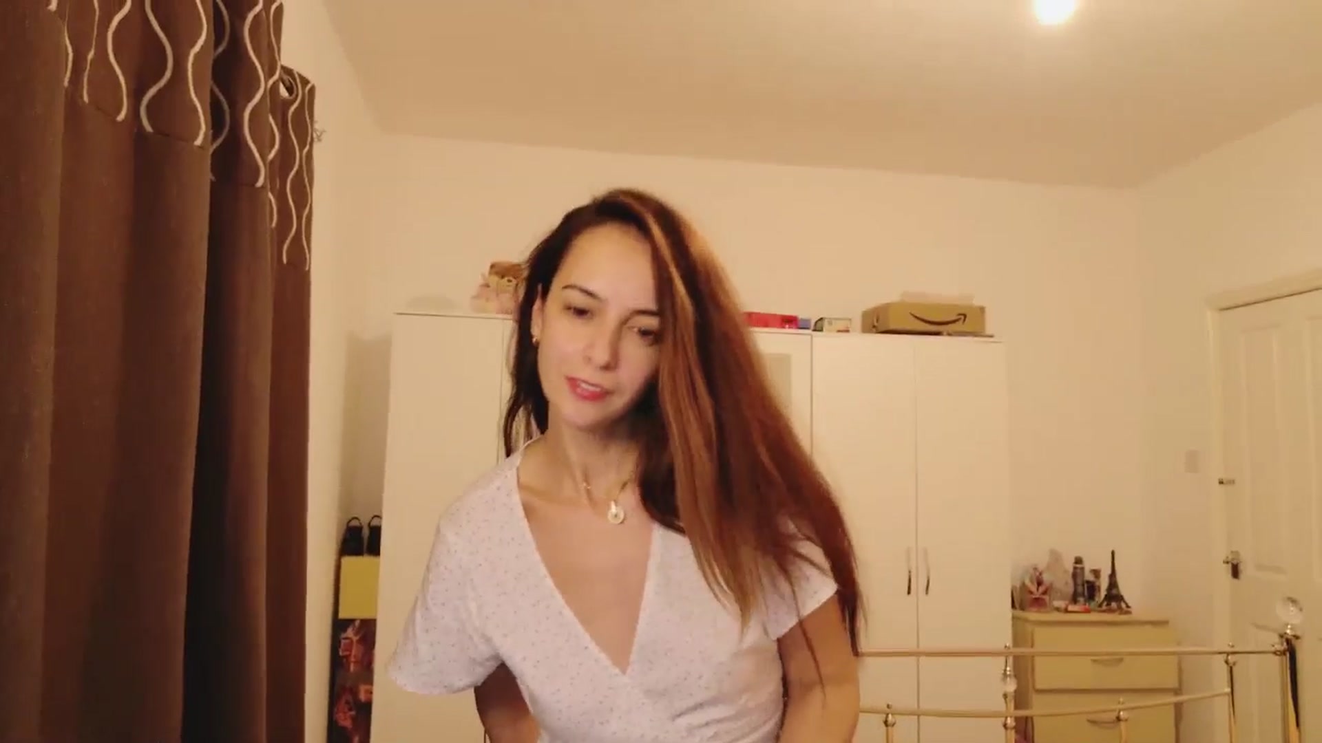 Gallery image thumbnail from KarlaOlivia's myfreecams stream on, 12/07/2024, 21:56 image 4 of 20