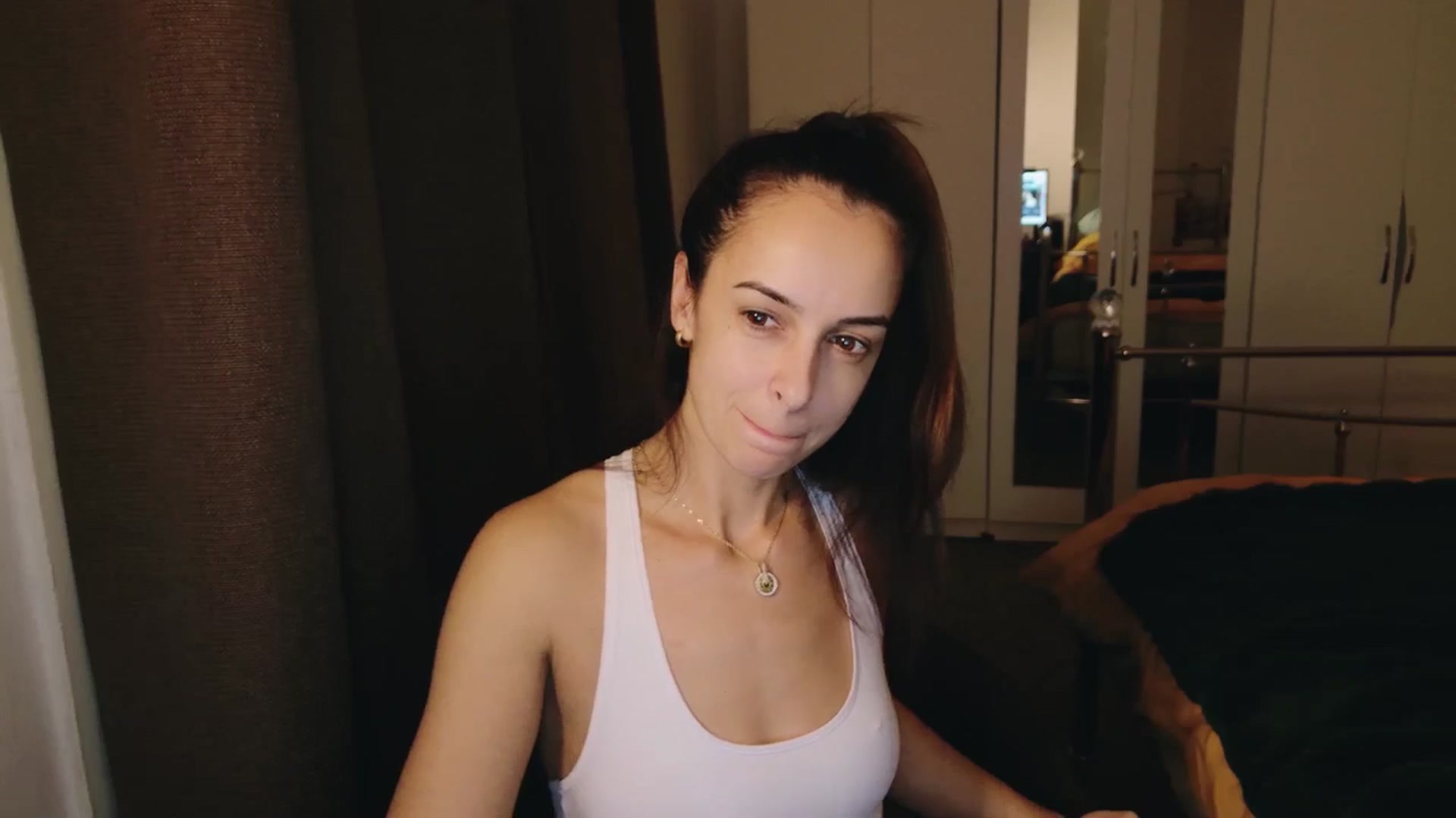 Gallery image thumbnail from KarlaOlivia's myfreecams stream on, 12/08/2024, 20:55 image 6 of 20