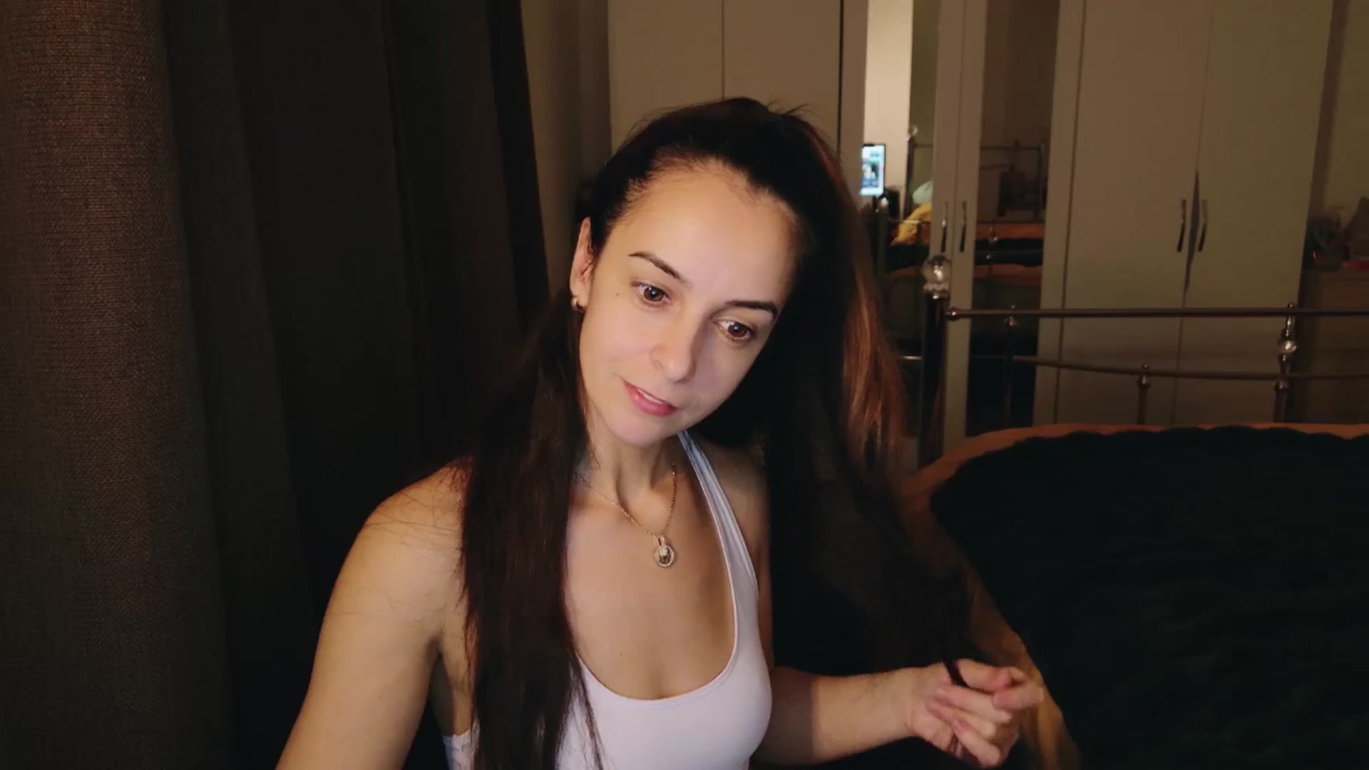 Gallery image thumbnail from KarlaOlivia's myfreecams stream on, 12/08/2024, 20:55 image 13 of 20