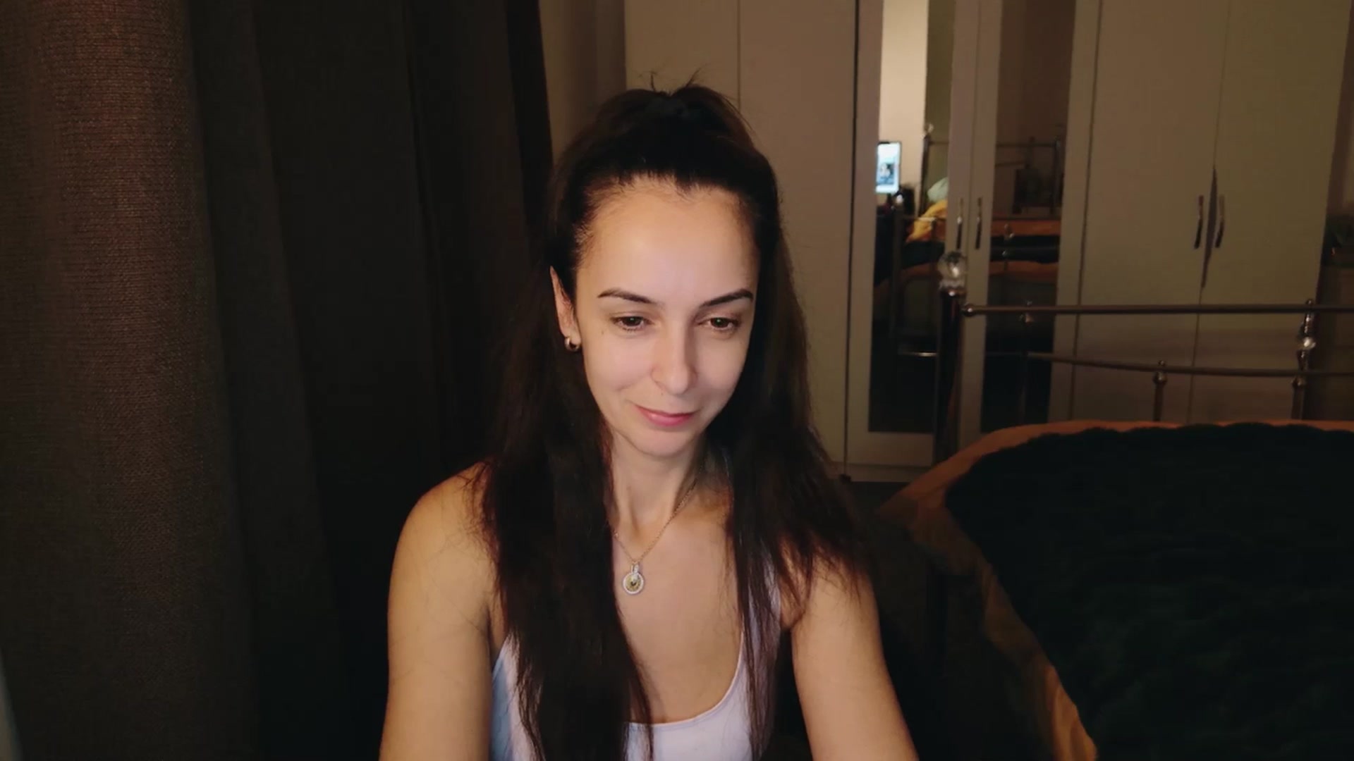Gallery image thumbnail from KarlaOlivia's myfreecams stream on, 12/08/2024, 20:55 image 19 of 20