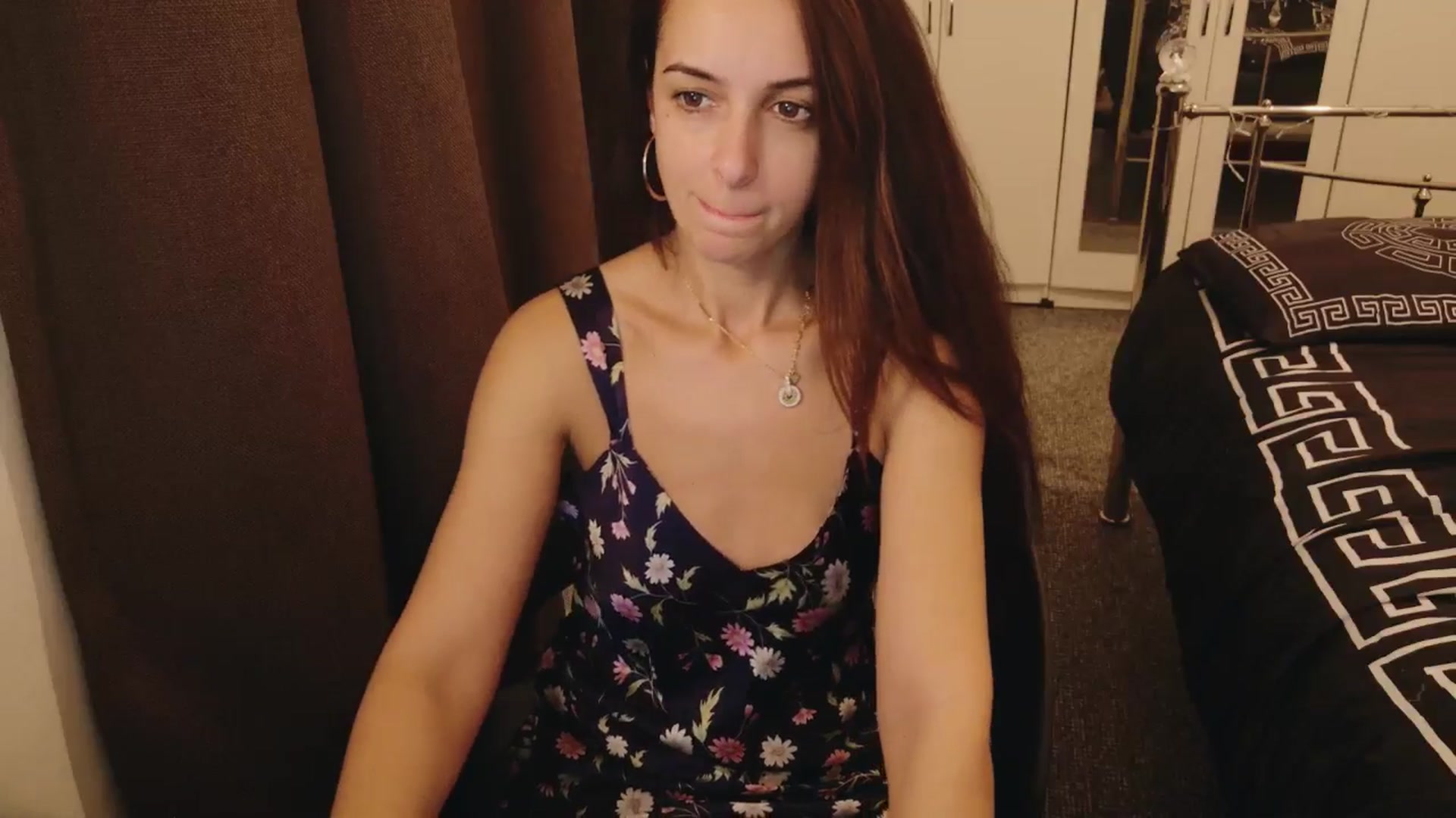 Gallery image thumbnail from KarlaOlivia's myfreecams stream on, 12/10/2024, 20:02 image 19 of 20