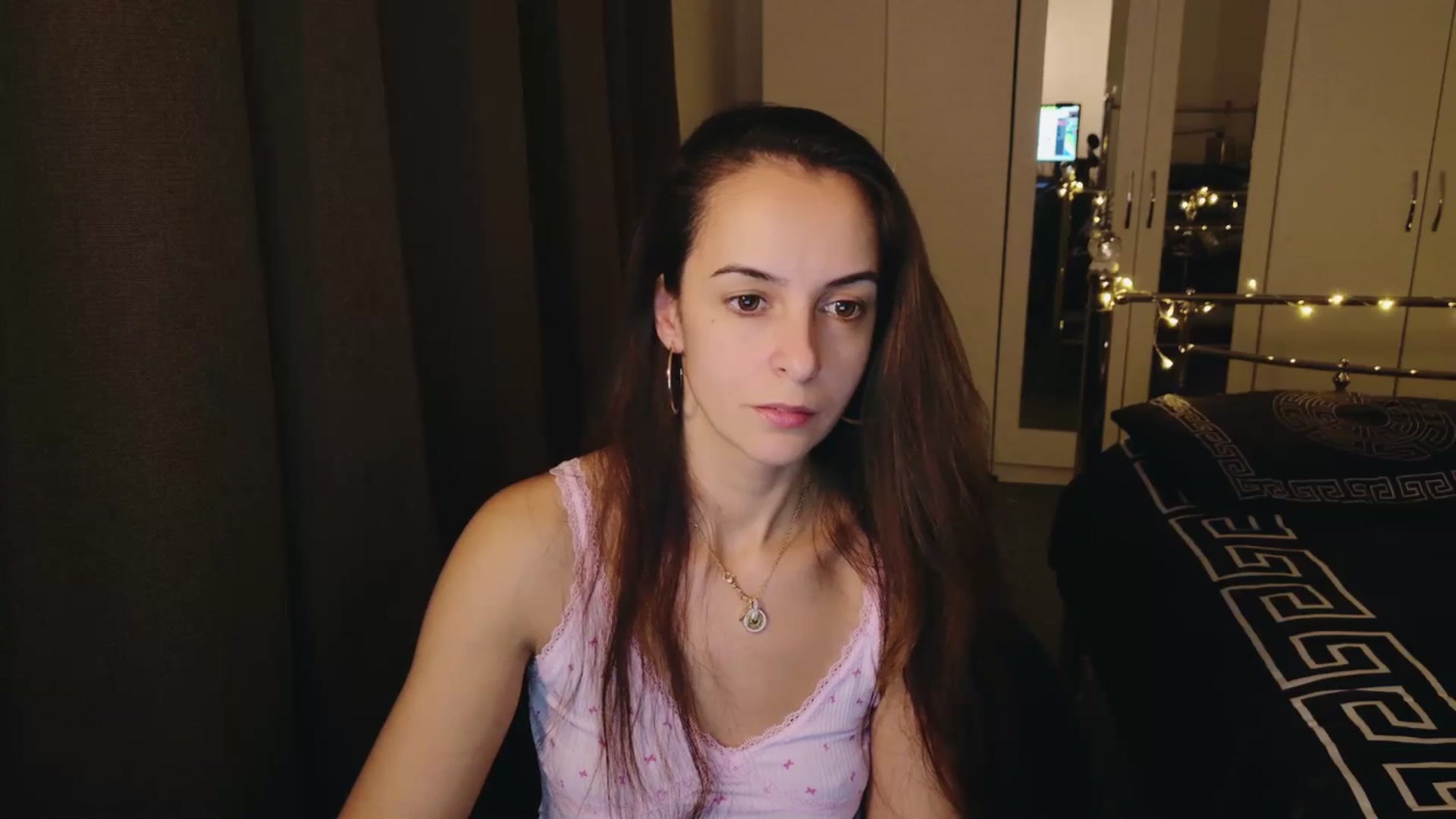 Gallery image thumbnail from KarlaOlivia's myfreecams stream on, 12/11/2024, 17:21 image 20 of 20