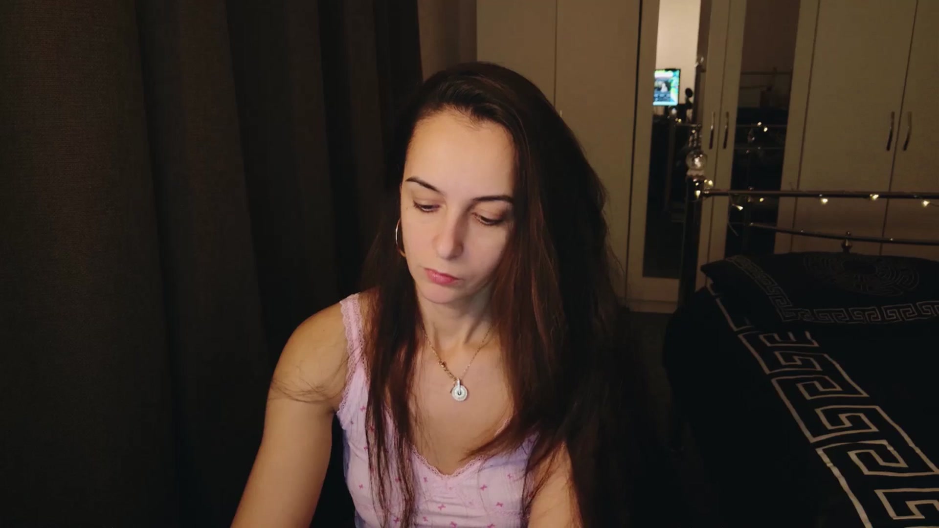 Gallery image thumbnail from KarlaOlivia's myfreecams stream on, 12/11/2024, 17:21 image 11 of 20