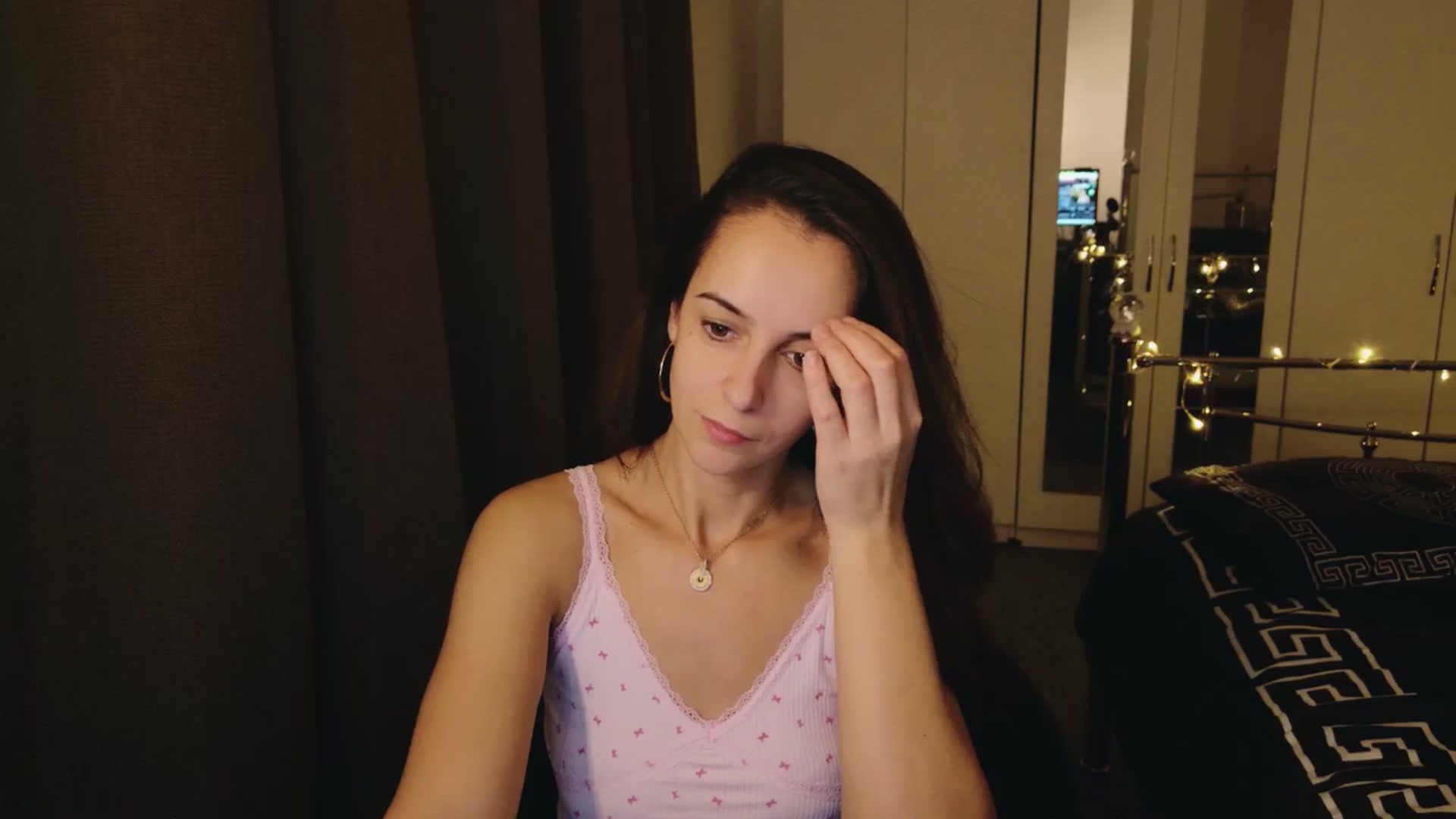 Gallery image thumbnail from KarlaOlivia's myfreecams stream on, 12/11/2024, 19:24 image 15 of 20