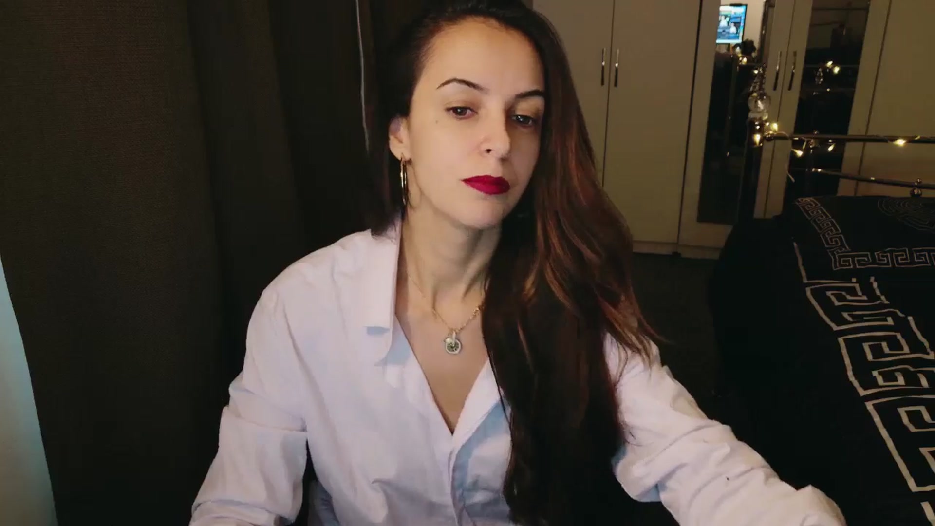Gallery image thumbnail from KarlaOlivia's myfreecams stream on, 12/12/2024, 13:36 image 4 of 20