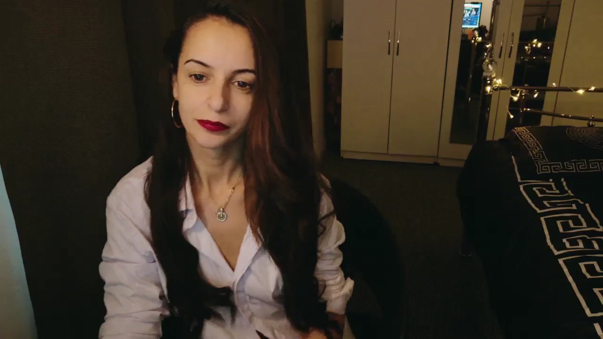 Gallery image thumbnail from KarlaOlivia's myfreecams stream on, 12/12/2024, 13:36 image 6 of 20