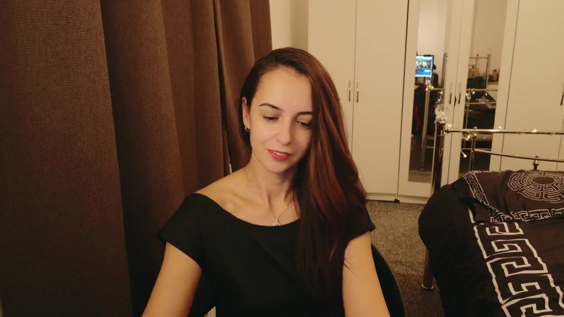 Gallery image thumbnail from KarlaOlivia's myfreecams stream on, 12/12/2024, 19:43 image 20 of 20