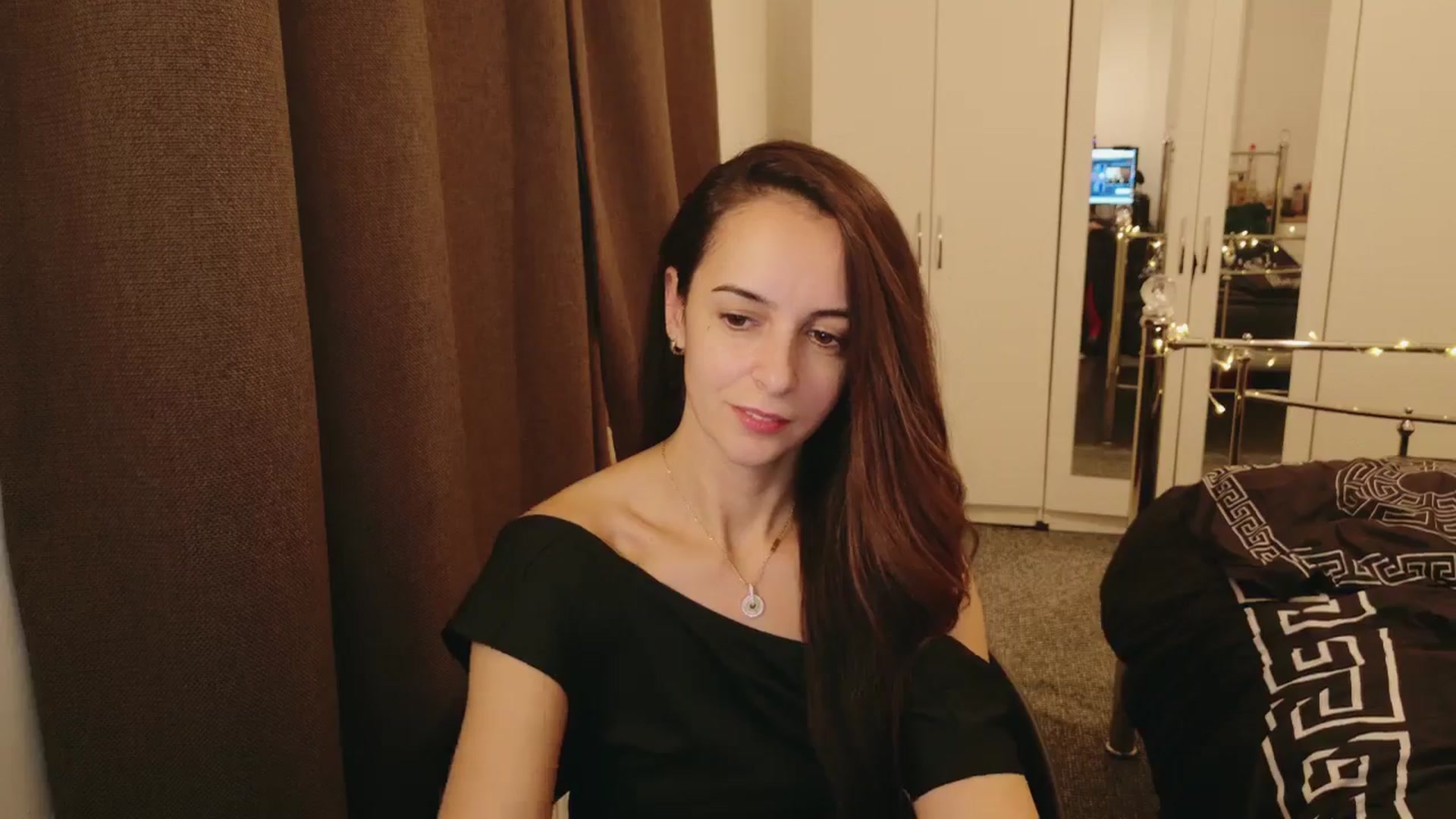 Gallery image thumbnail from KarlaOlivia's myfreecams stream on, 12/12/2024, 21:41 image 10 of 20