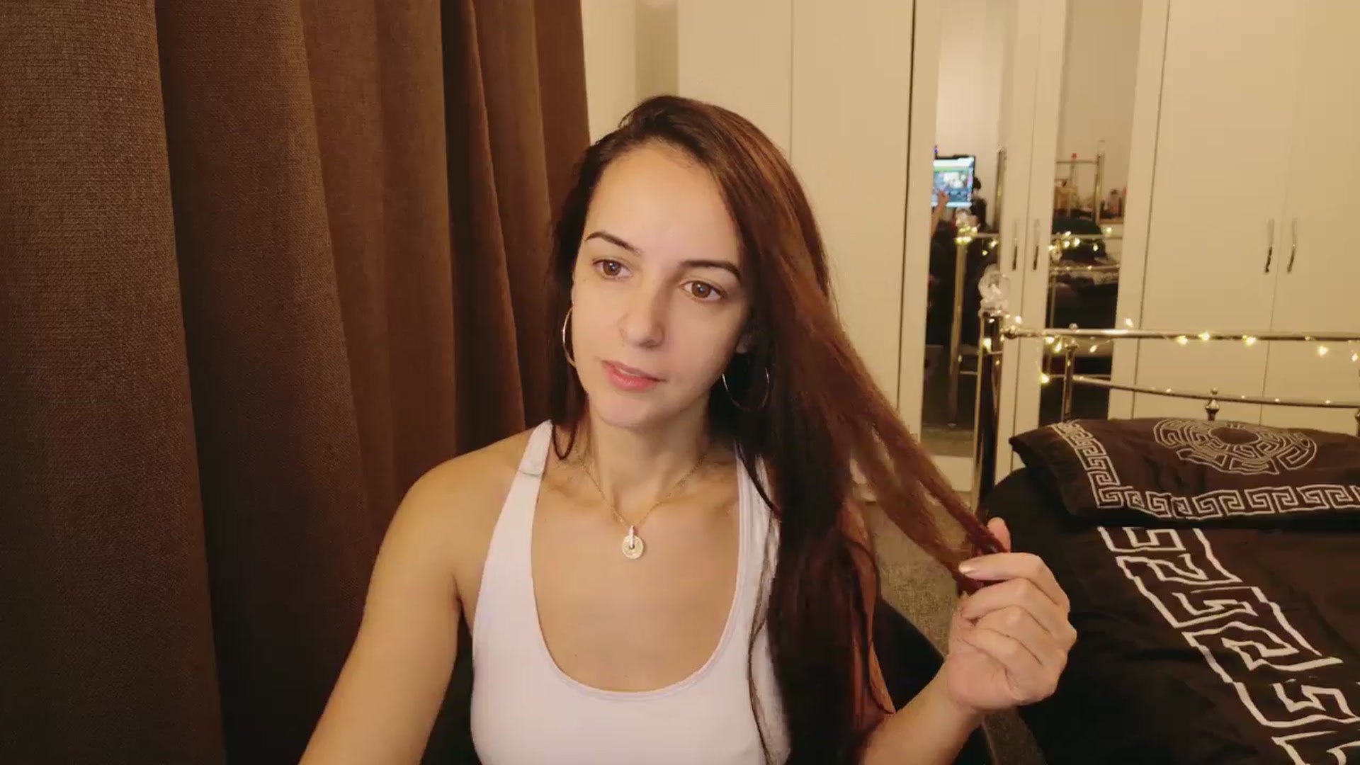 Gallery image thumbnail from KarlaOlivia's myfreecams stream on, 12/13/2024, 11:07 image 13 of 20