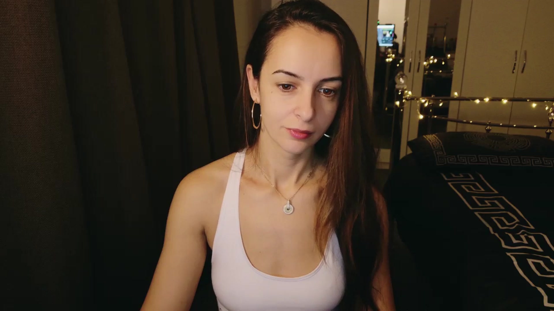 Gallery image thumbnail from KarlaOlivia's myfreecams stream on, 12/13/2024, 11:07 image 4 of 20