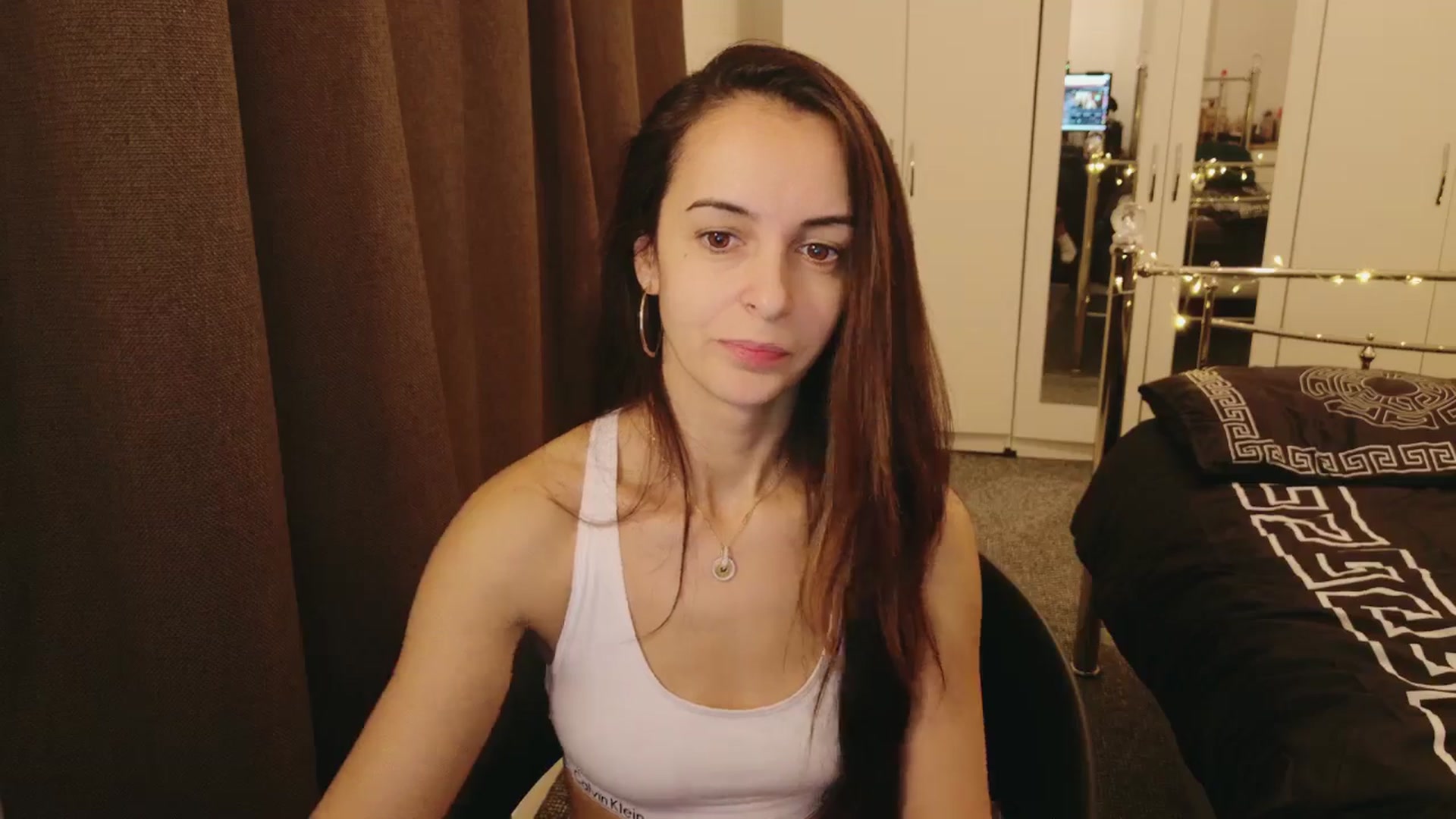 Gallery image thumbnail from KarlaOlivia's myfreecams stream on, 12/13/2024, 11:07 image 18 of 20