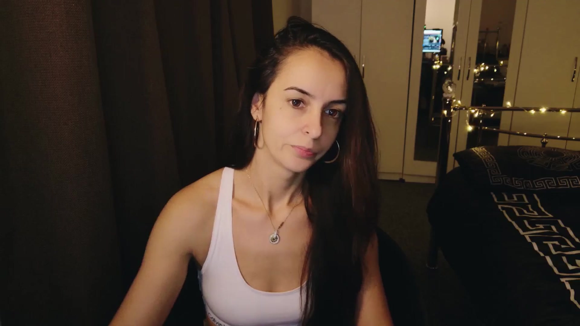 Gallery image thumbnail from KarlaOlivia's myfreecams stream on, 12/13/2024, 11:41 image 2 of 20