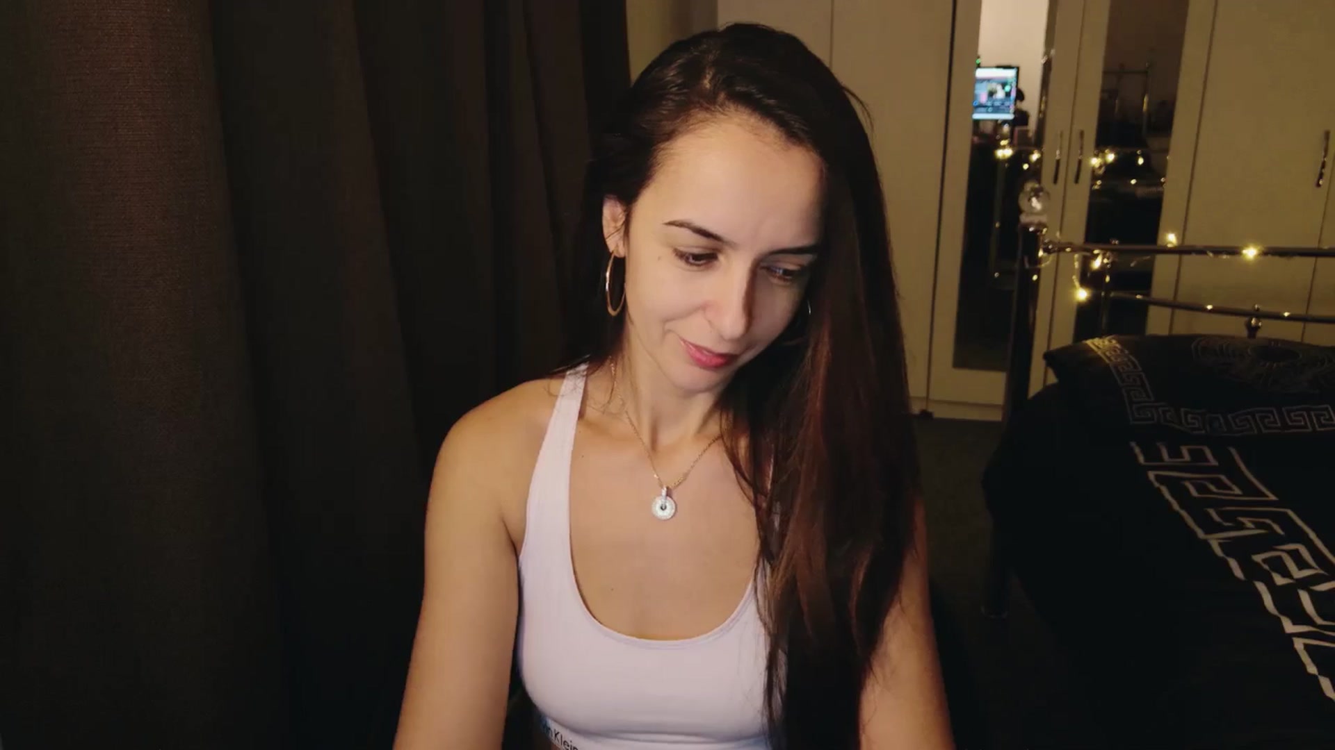 Gallery image thumbnail from KarlaOlivia's myfreecams stream on, 12/13/2024, 11:41 image 12 of 20