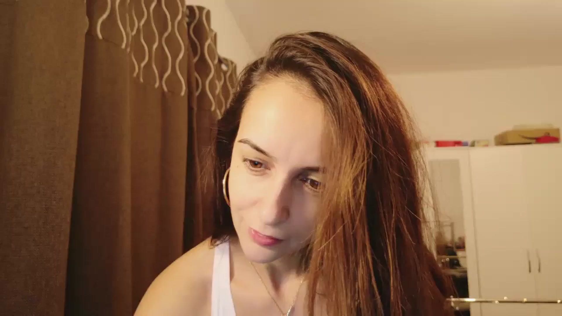 Gallery image thumbnail from KarlaOlivia's myfreecams stream on, 12/13/2024, 12:30 image 17 of 20