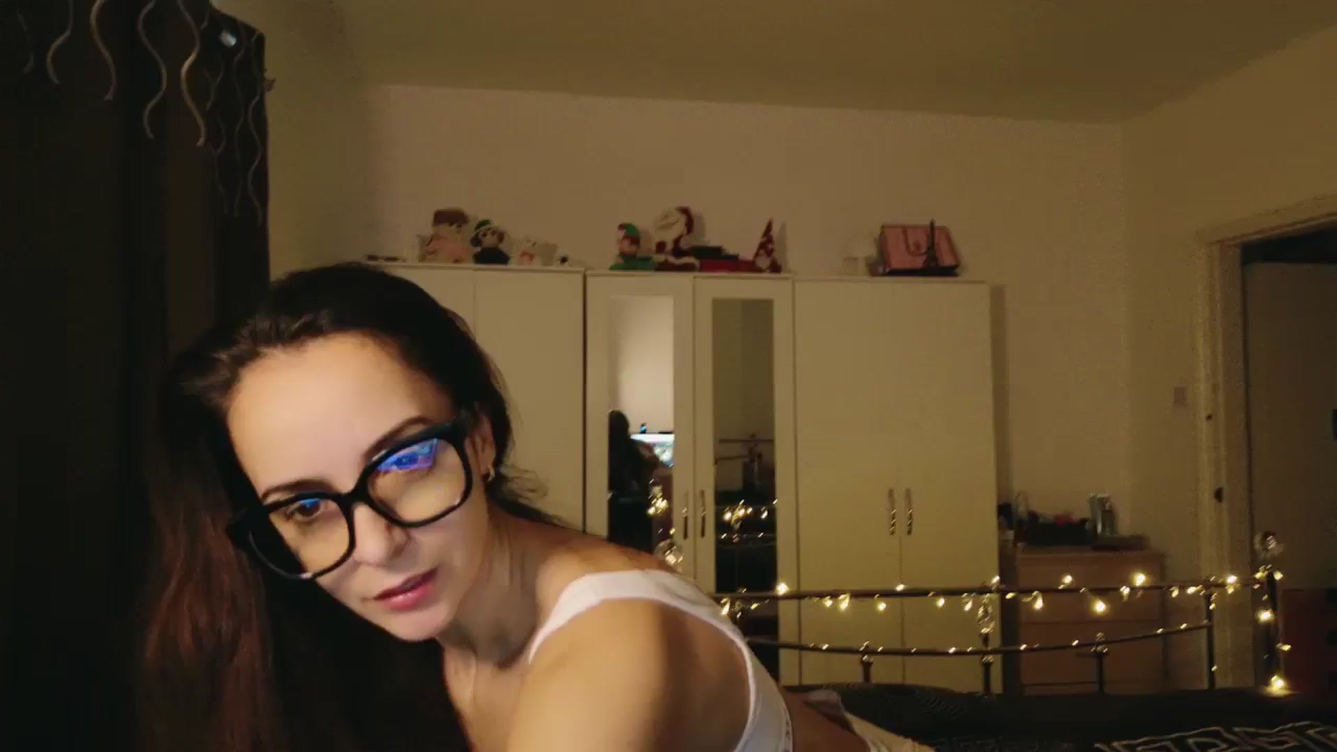 Gallery image thumbnail from KarlaOlivia's myfreecams stream on, 12/18/2024, 11:54 image 2 of 20