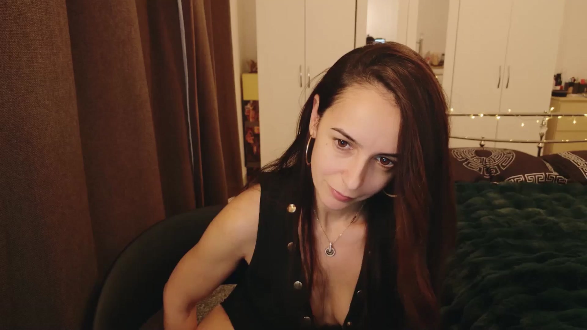 Gallery image thumbnail from KarlaOlivia's myfreecams stream on, 12/29/2024, 17:48 image 14 of 20