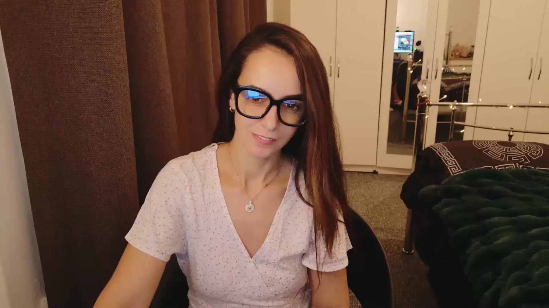 Gallery image thumbnail from KarlaOlivia's myfreecams stream on, 12/29/2024, 21:16 image 18 of 20