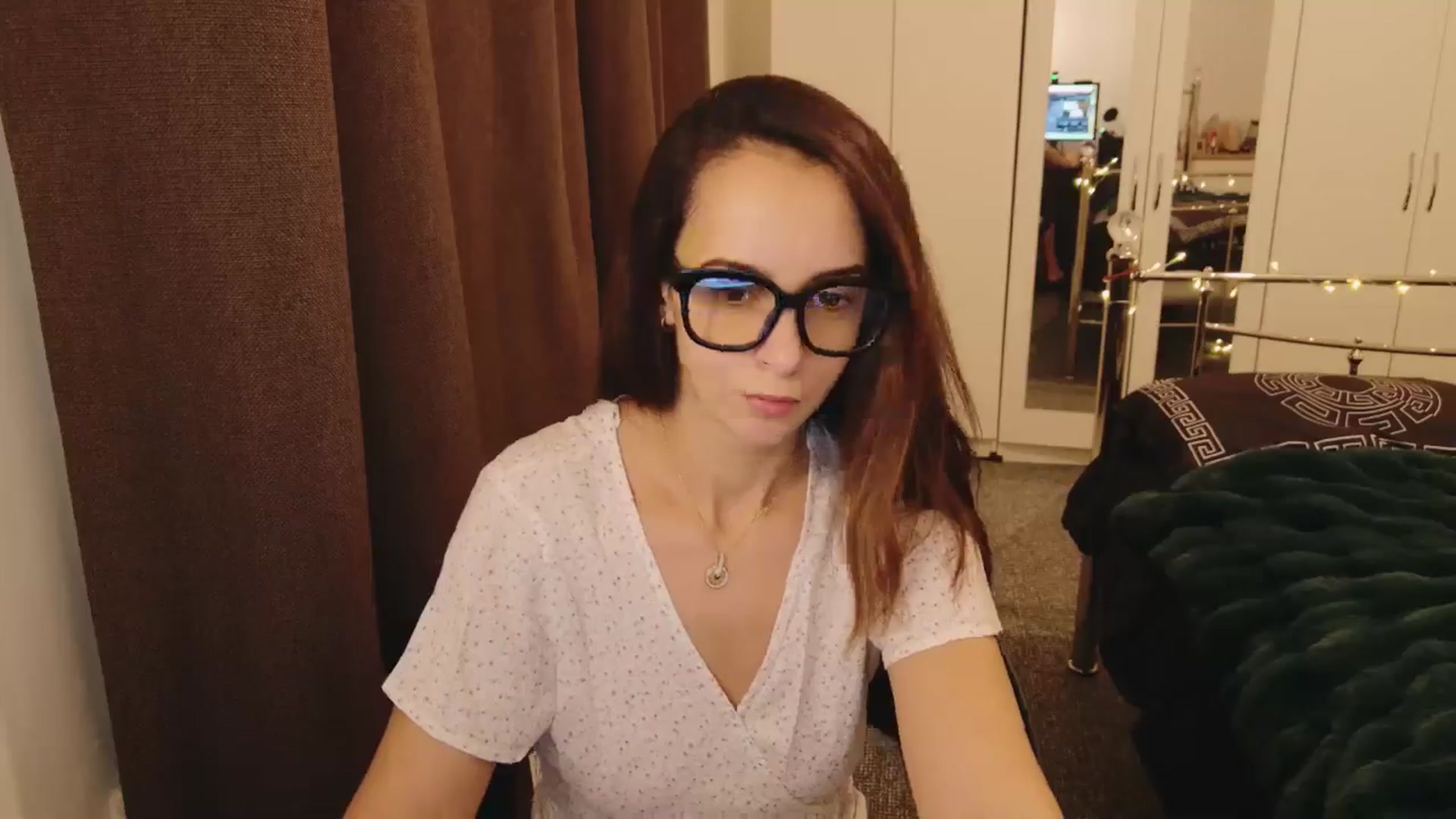 Gallery image thumbnail from KarlaOlivia's myfreecams stream on, 12/29/2024, 21:16 image 3 of 20