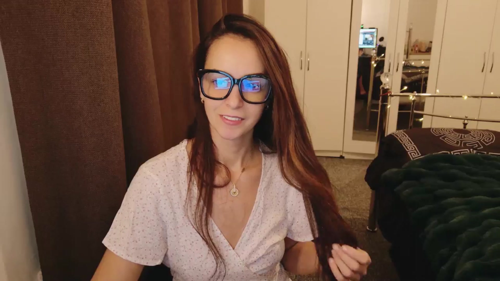Gallery image thumbnail from KarlaOlivia's myfreecams stream on, 12/29/2024, 21:16 image 11 of 20