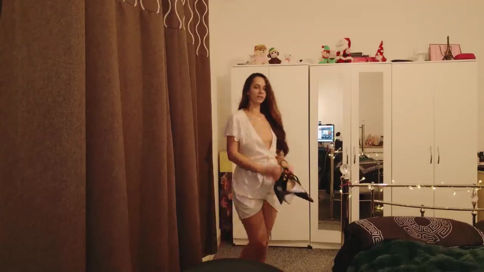 Gallery image thumbnail from KarlaOlivia's myfreecams stream on, 12/29/2024, 23:34 image 7 of 20