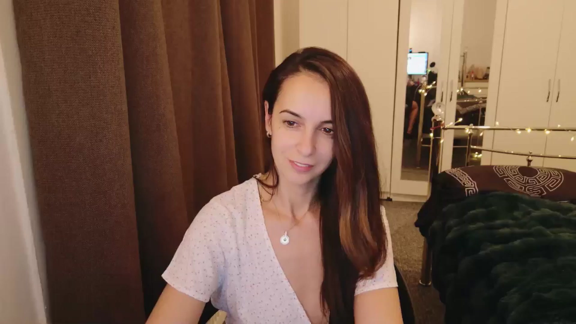 Gallery image thumbnail from KarlaOlivia's myfreecams stream on, 12/29/2024, 23:34 image 13 of 20