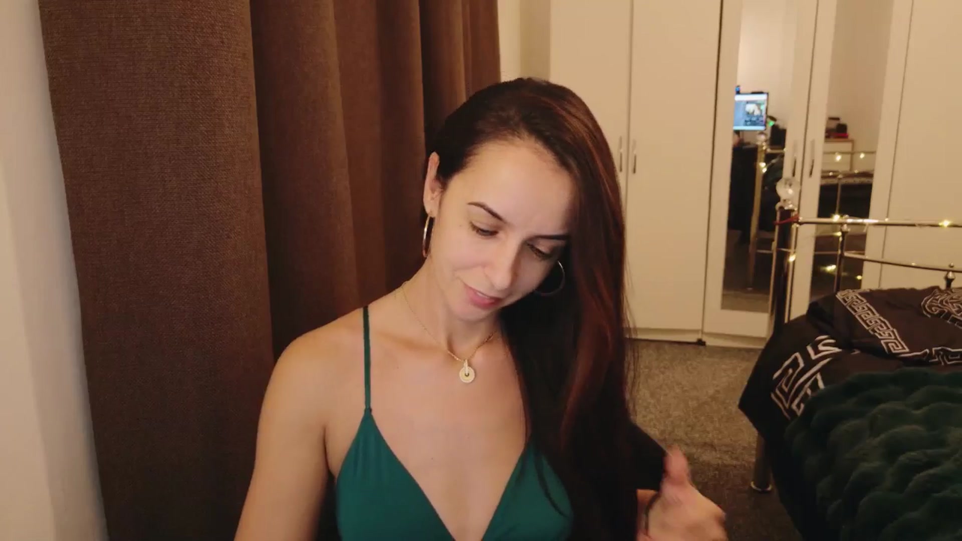 Gallery image thumbnail from KarlaOlivia's myfreecams stream on, 12/30/2024, 21:58 image 8 of 20