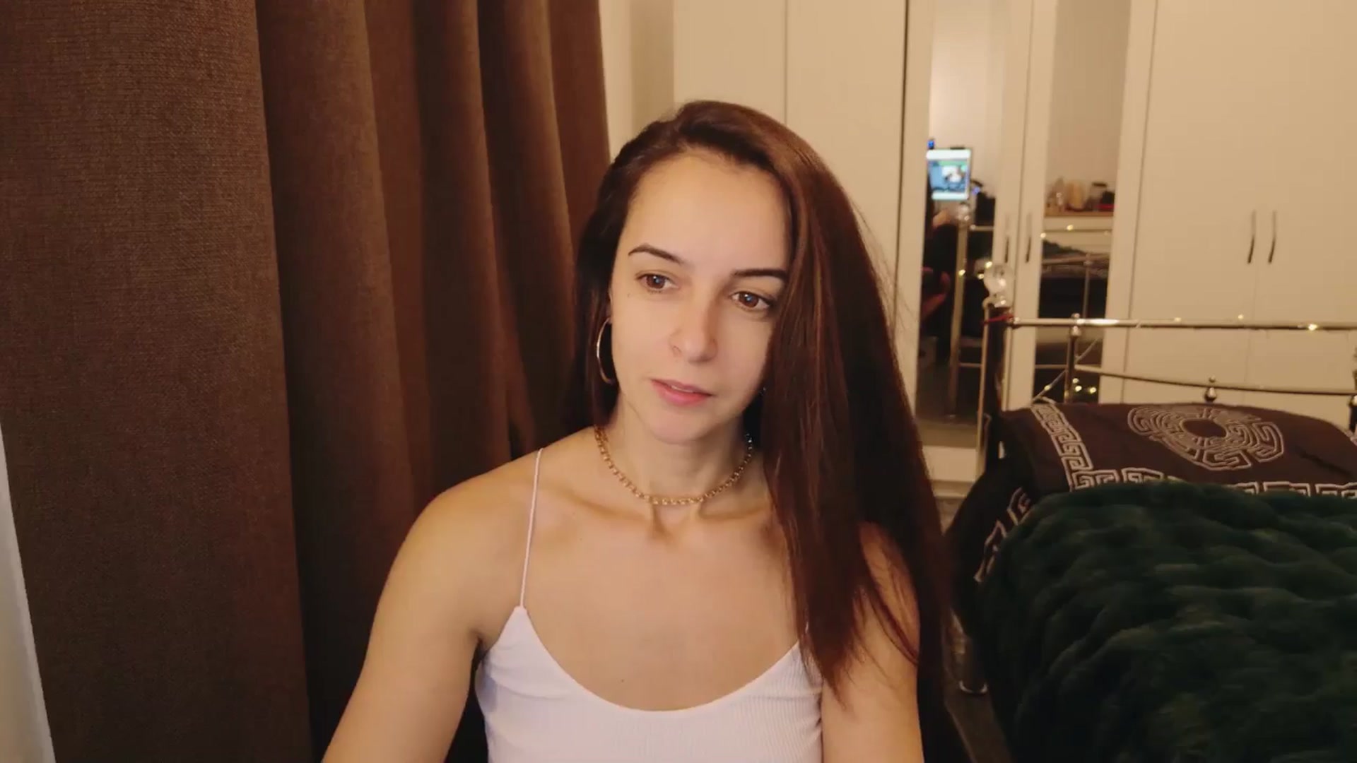 Gallery image thumbnail from KarlaOlivia's myfreecams stream on, 12/31/2024, 15:44 image 19 of 20
