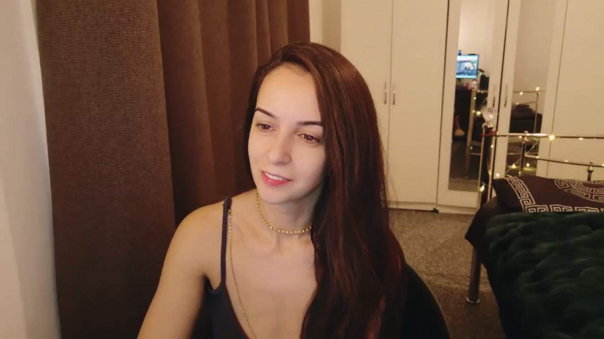 Gallery image thumbnail from KarlaOlivia's myfreecams stream on, 01/01/2025, 18:16 image 3 of 20