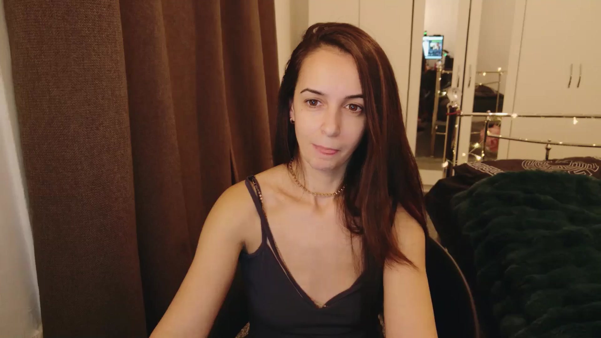 Gallery image thumbnail from KarlaOlivia's myfreecams stream on, 01/01/2025, 23:57 image 13 of 20