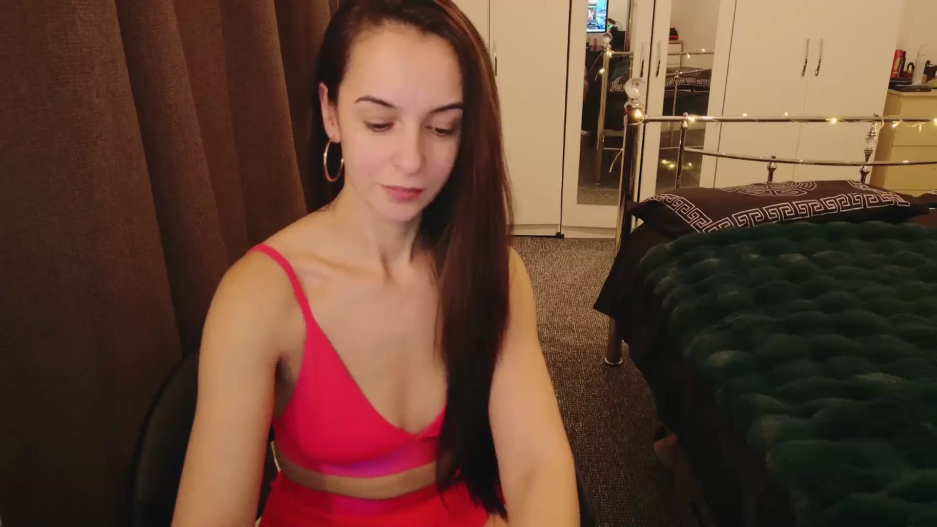 Gallery image thumbnail from KarlaOlivia's myfreecams stream on, 01/03/2025, 23:46 image 10 of 20