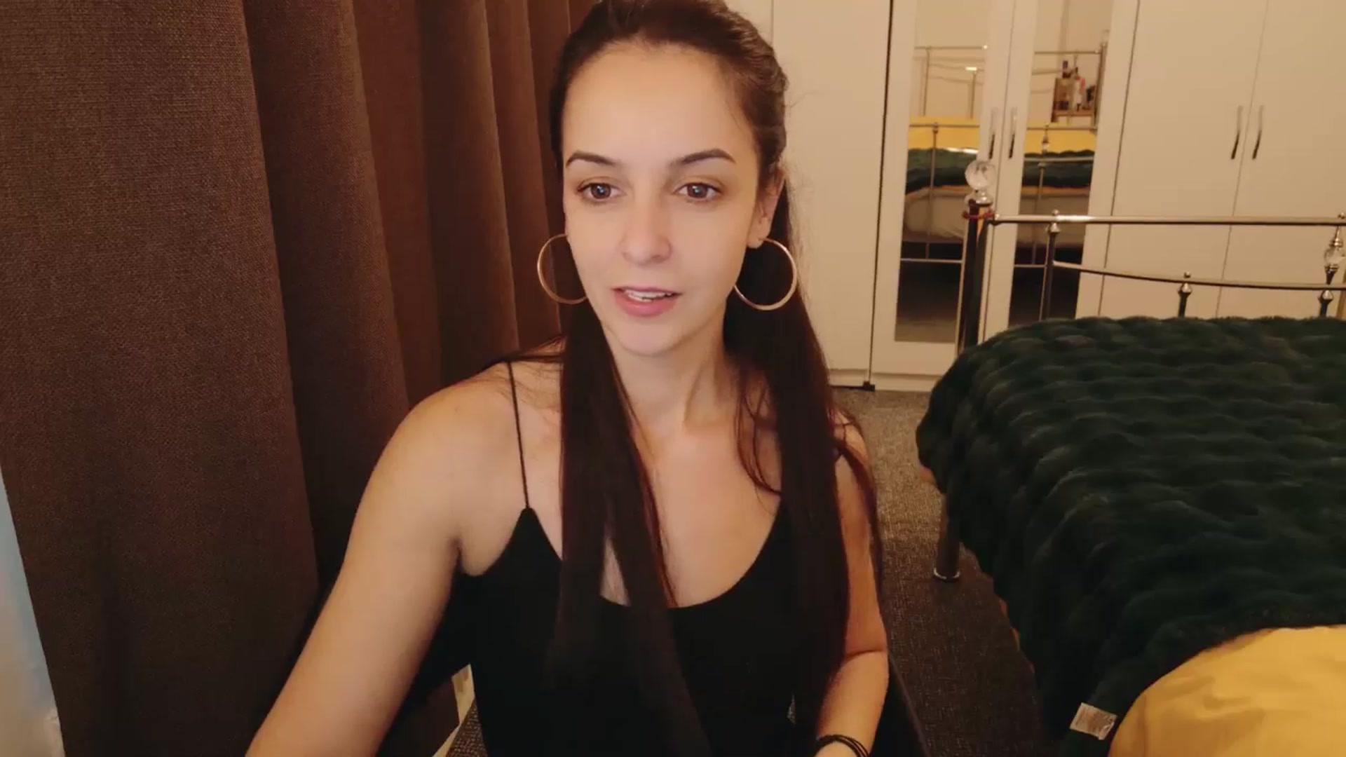 Gallery image thumbnail from KarlaOlivia's myfreecams stream on, 01/07/2025, 14:40 image 8 of 20